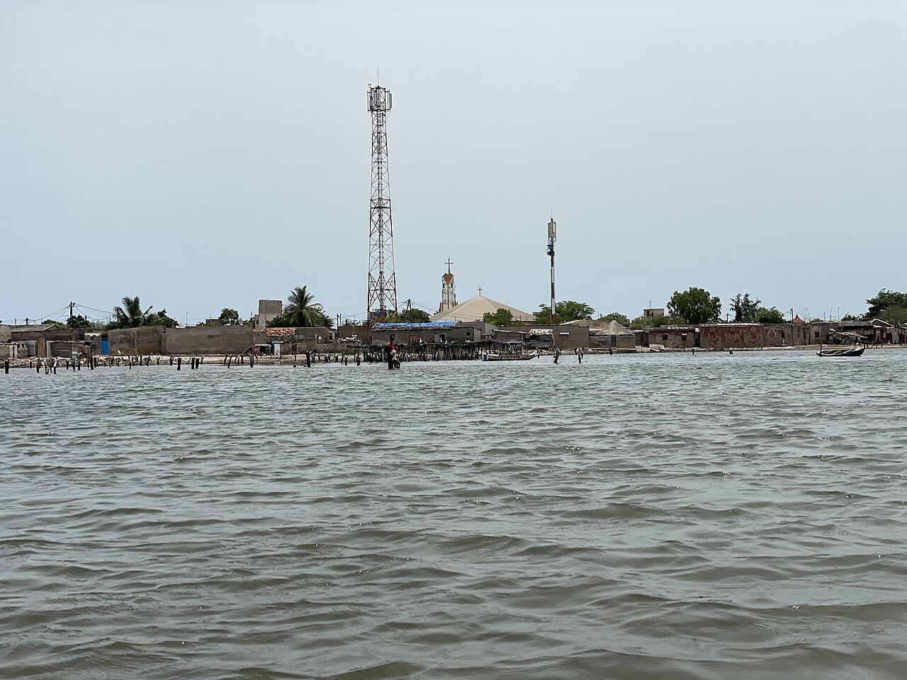 Ngazobil et la mission catholique